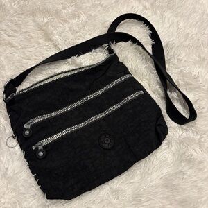 Kipling Zippered Crossbody Bag Purse Black Nylon Travel Everyday Casual